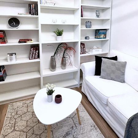 Hot Spot - Apartment - Sanador Victoriei 부쿠레슈티 외부 사진
