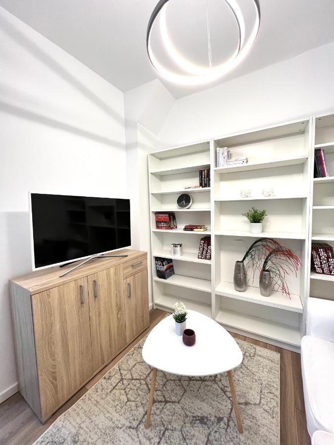 Hot Spot - Apartment - Sanador Victoriei 부쿠레슈티 외부 사진