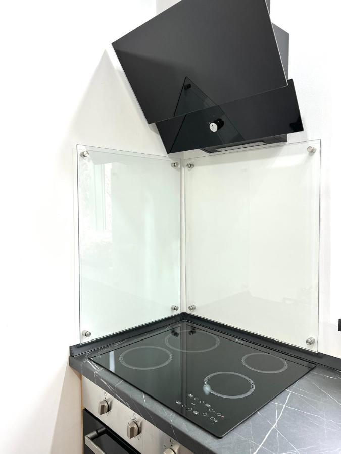 Hot Spot - Apartment - Sanador Victoriei 부쿠레슈티 외부 사진